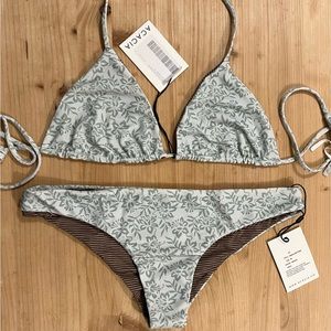 Acacia bikini set in Azalea